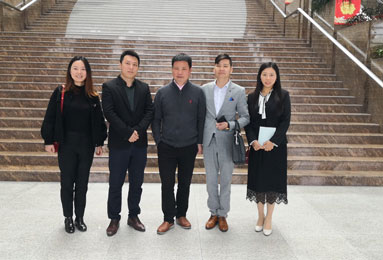 与商城集团国际贸城杨总和义乌小商品城总商会朱会长洽谈会展事宜